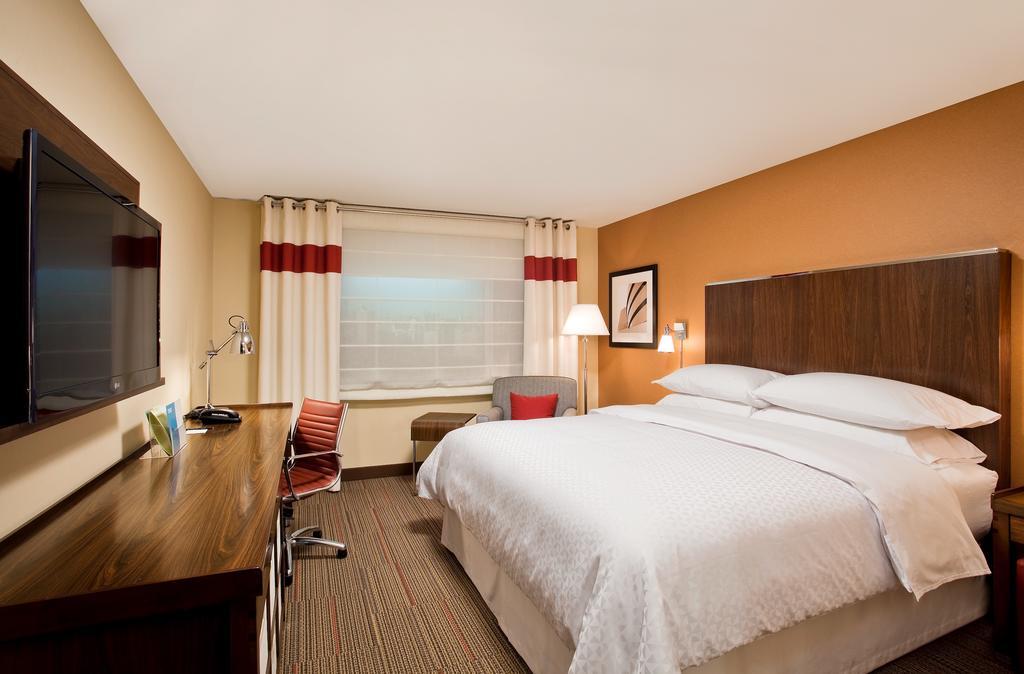 Four Points By Sheraton Houston Citycentre Екстериор снимка